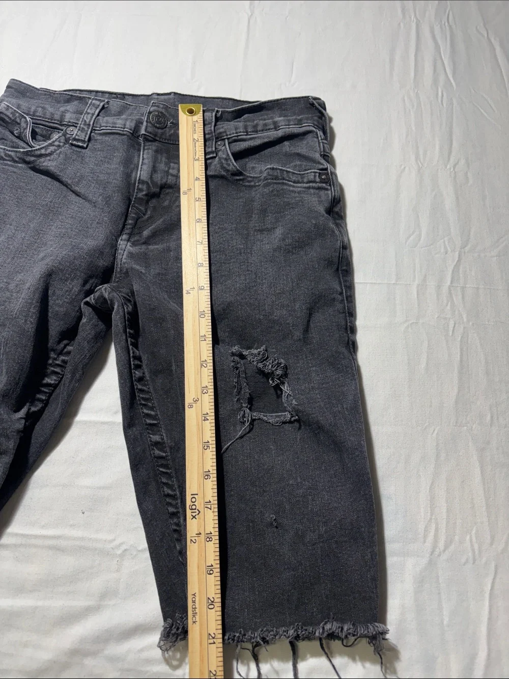 True Religion Ricky Men’s Size 30 Black Distressed Cutoff Denim Shorts